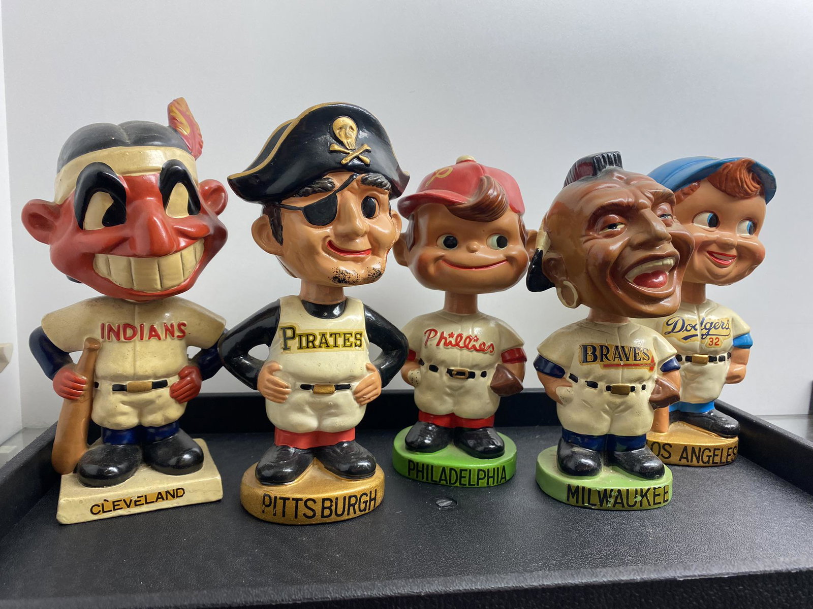 5 Bobble Heads incl Indians, Pirates, Braves etc (1 of 9)