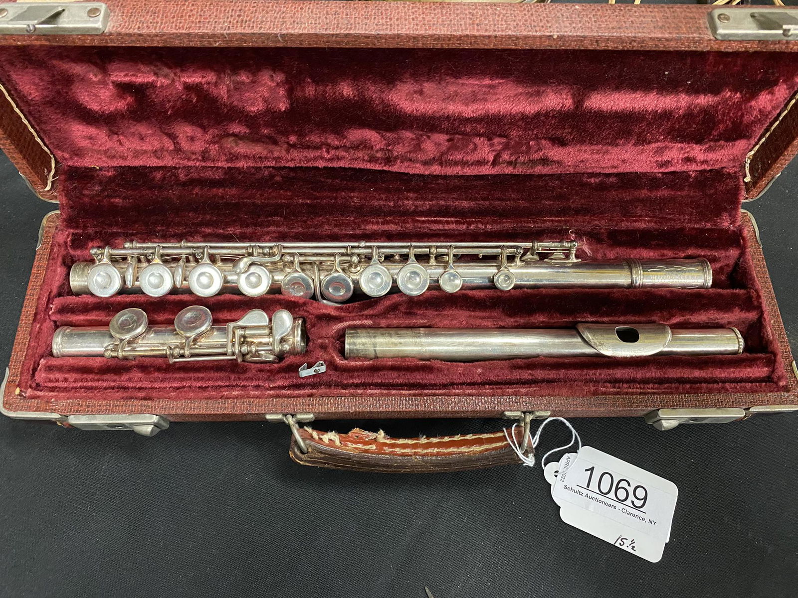 Whitehall Sterling Silver Flute (1 of 6)