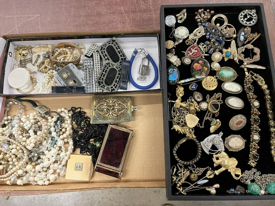 2 Trays Misc Costume Jewelry (1 of 5)