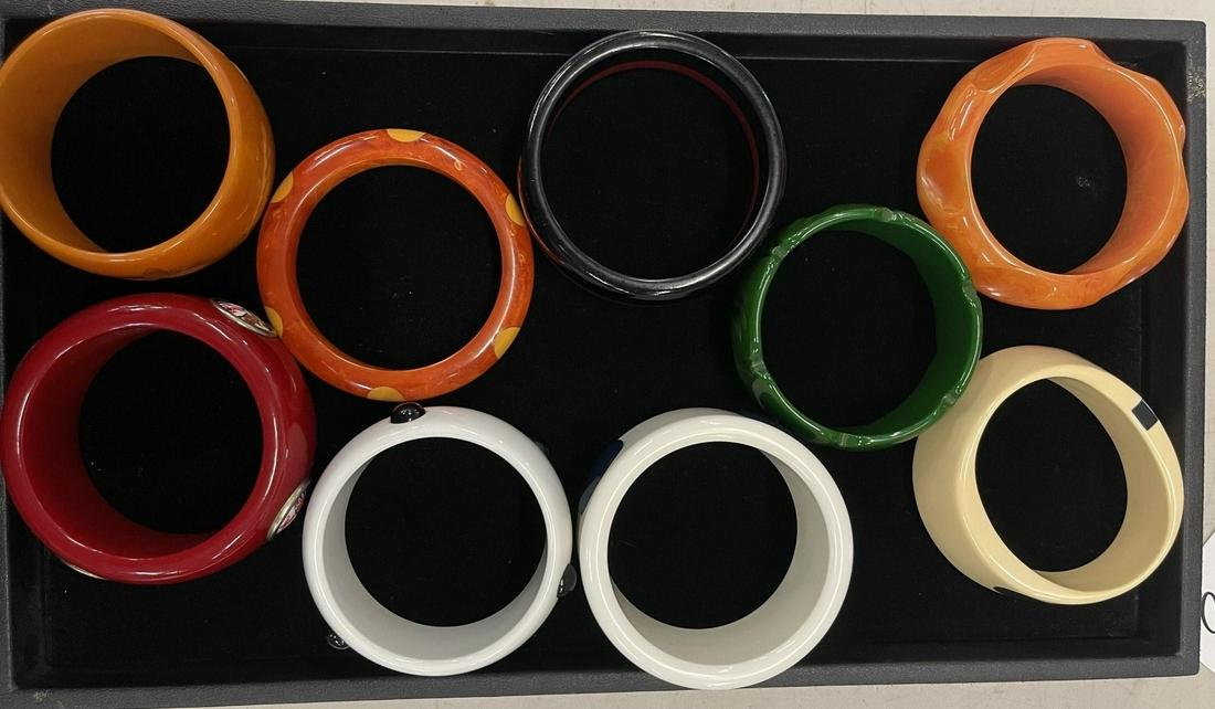 9 Bracelets, Bakelite and Misc.: 9 Bracelets, Bakelite and Misc. -