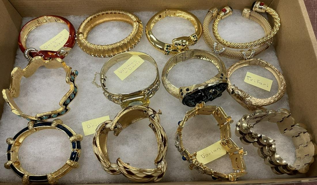 Tray Lot of Bracelets incl Whiting & Davis etc (1 of 7)