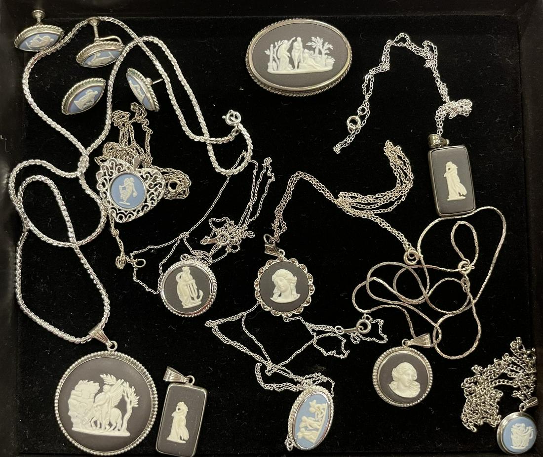 Misc Wedgwood Jewelry (1 of 8)