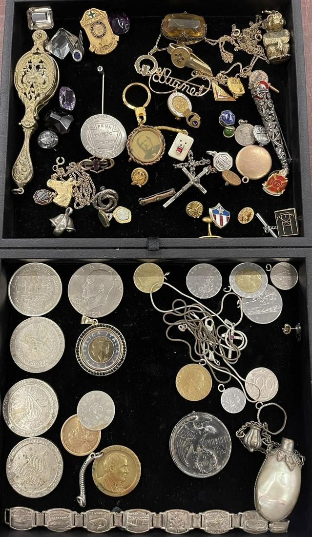 Mixed Lot Casino Tokens & Foreign Coins & Pins (1 of 7)