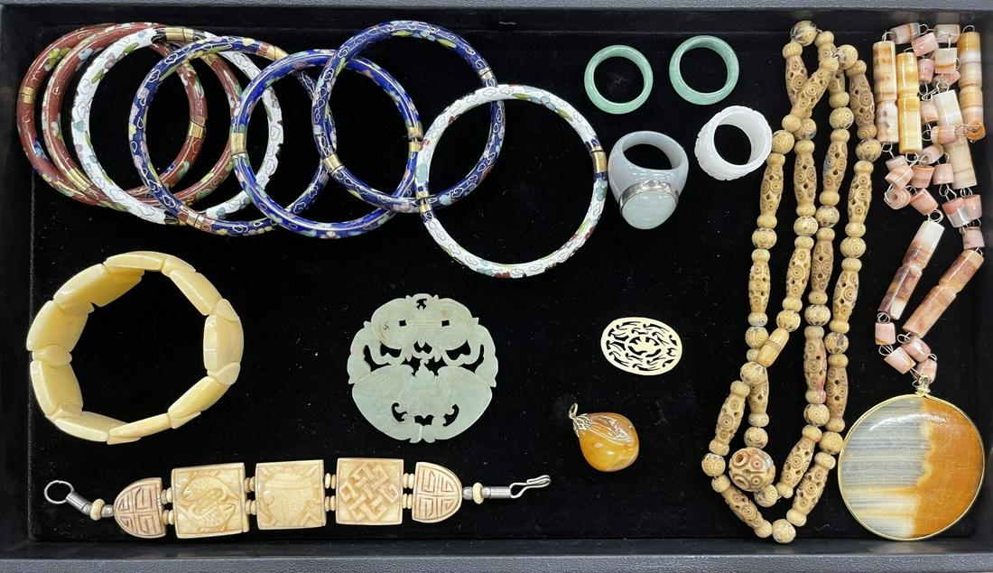 Carved Jade, Misc Rings, Bracelets, etc (1 of 10)