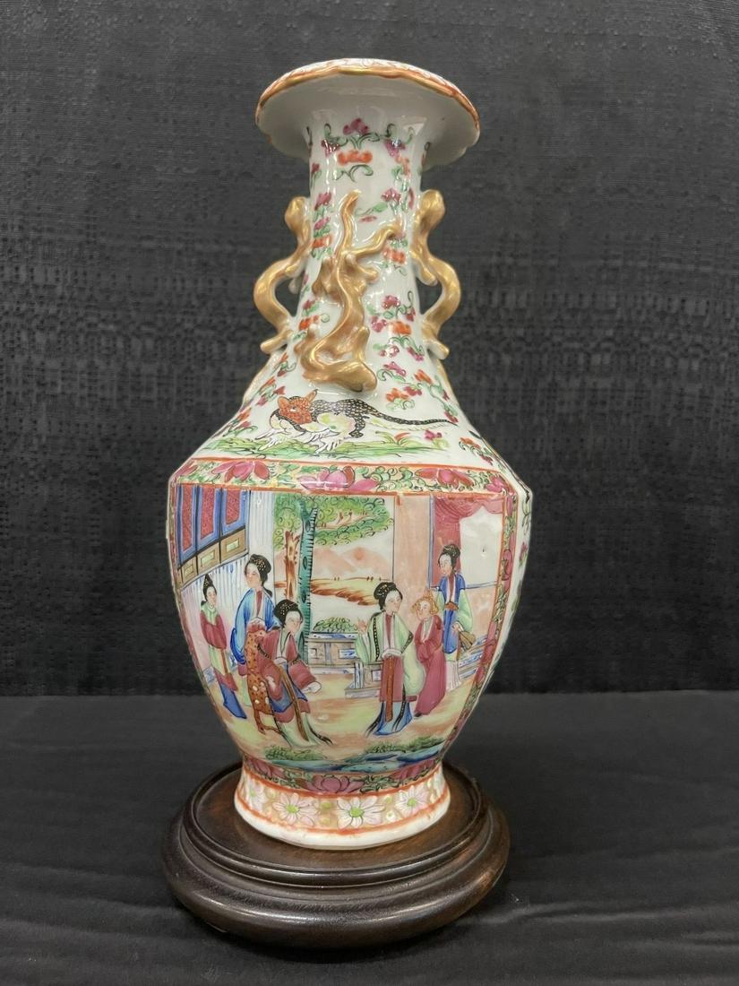 Early Rose Medallion Vase w/ Dragons (1 of 7)