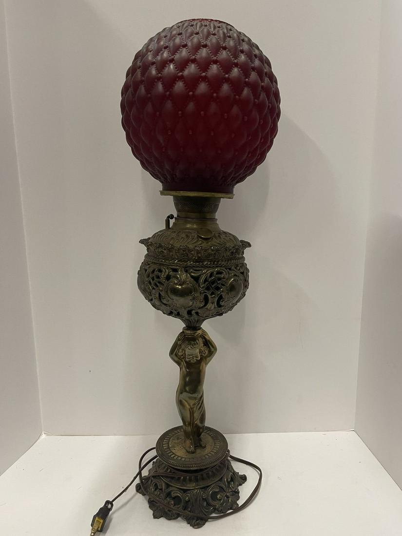 Banquet Oil Lamp w/ Child Figure w/ Shade (1 of 12)