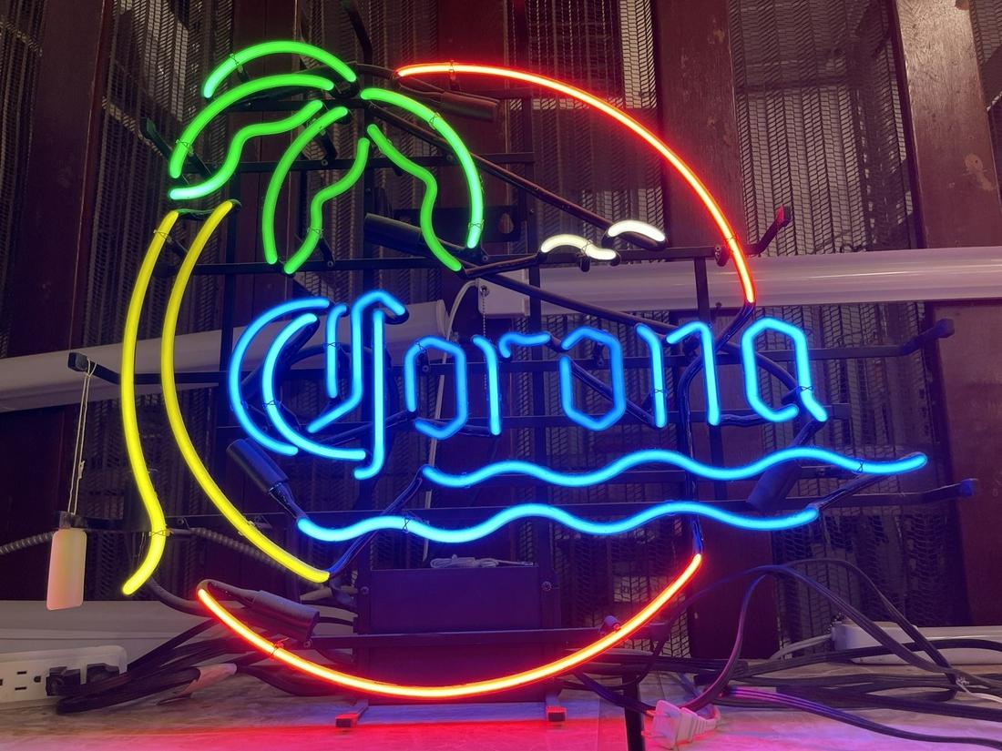 Corona Beer Neon Sign: Corona Beer Neon Sign - Approx 27" x 24"