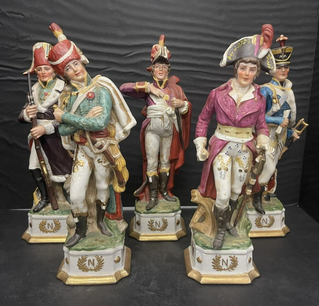 5 Capodimonte Regimental Soldiers: 5 Capodimonte Regimental Soldiers - Average approx. 4" x 12"