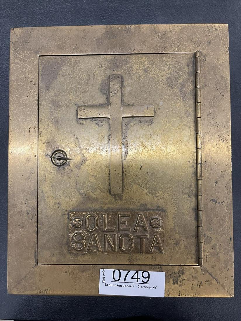 Brass/Bronze Tabernacle Olea Sancta (1 of 7)