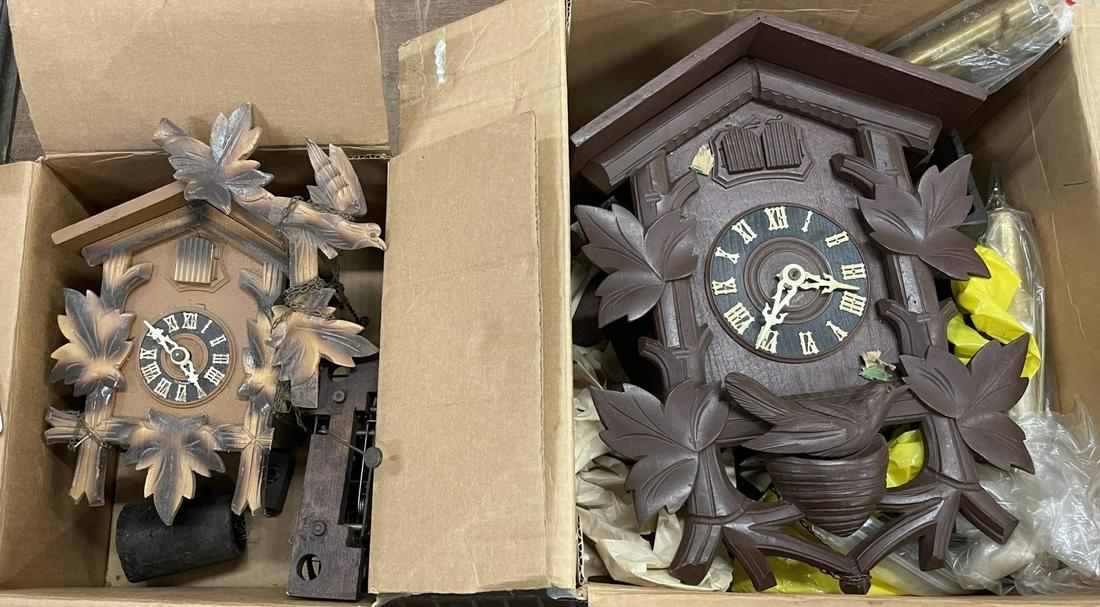 2 Cuckoo Clocks incl Birds on nest: 2 Cuckoo Clocks incl Birds on nest, with extra works - largest approx 14" x 12"