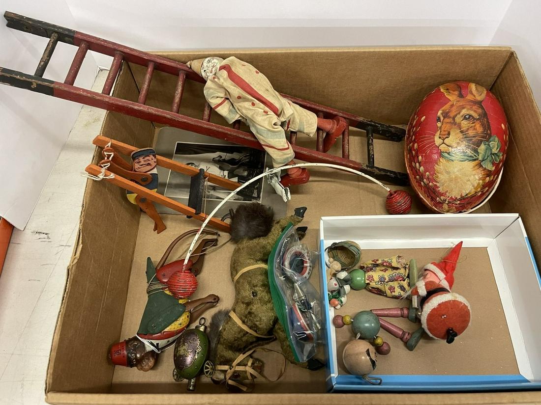 Group of Wind Up Toys etc incl. Climbing Clown: Group of Wind Up Toys etc incl. Climbing Clown, Monkey & Horse -