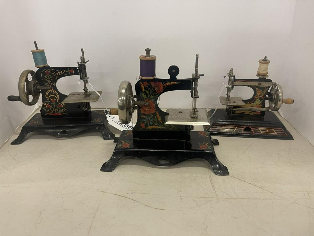 3 Casige, Germany Sewing Machines: 3 Casige, Germany Sewing Machines -