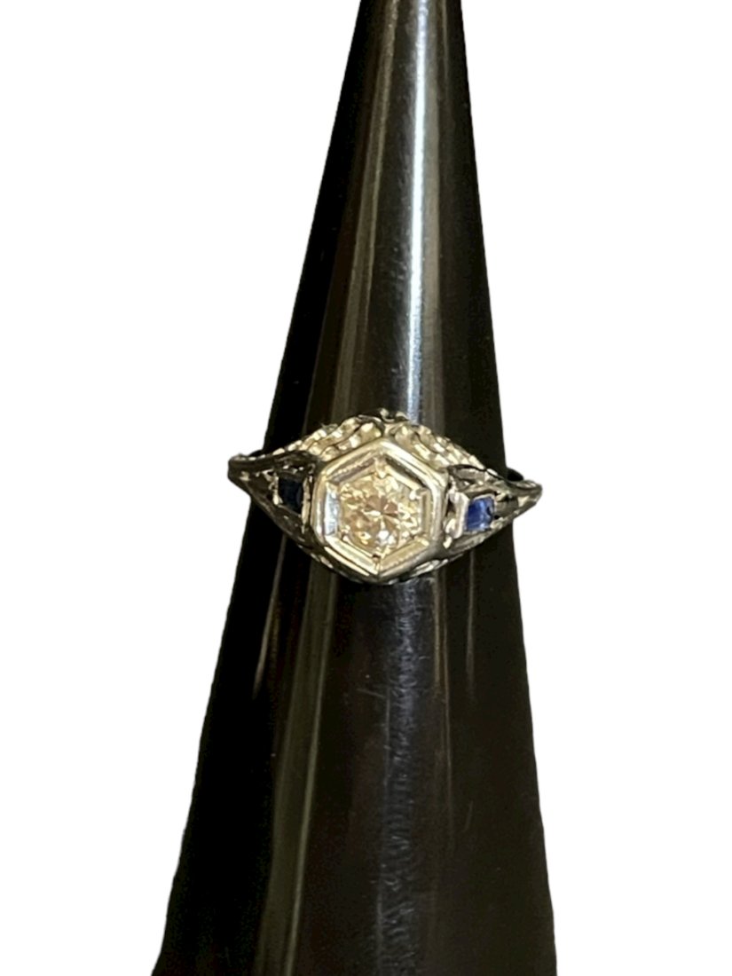18k Gold Diamond & Sapphire Ring (1 of 6)