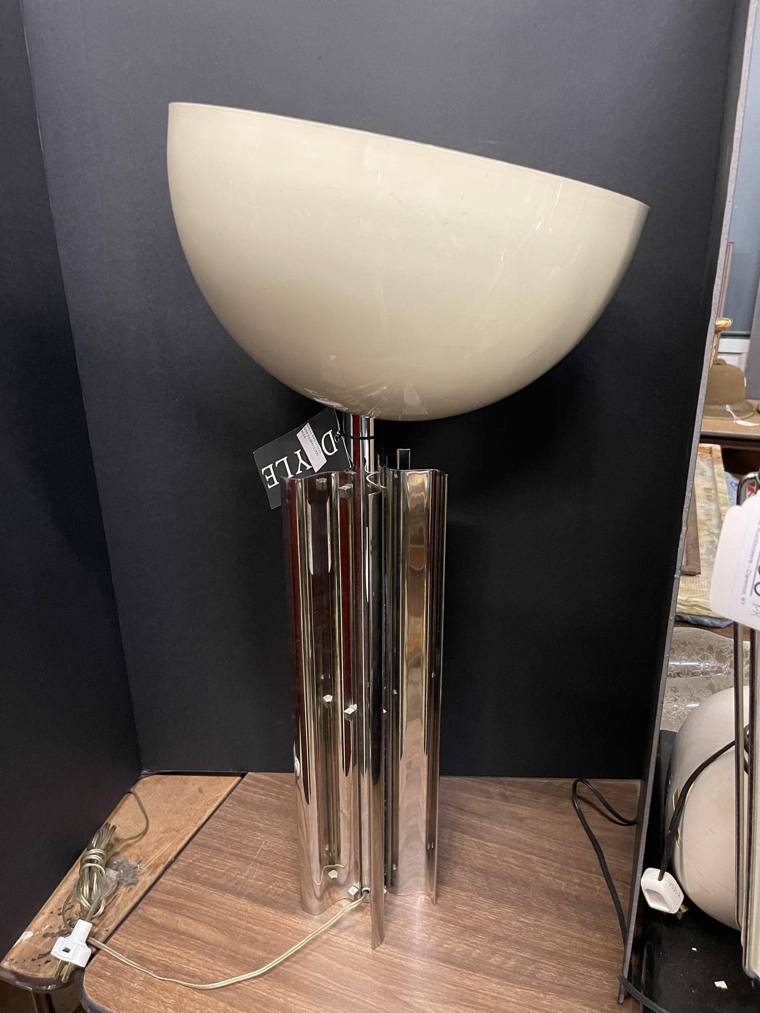 Chrome & Enameled Metal Table Lamp (1 of 5)