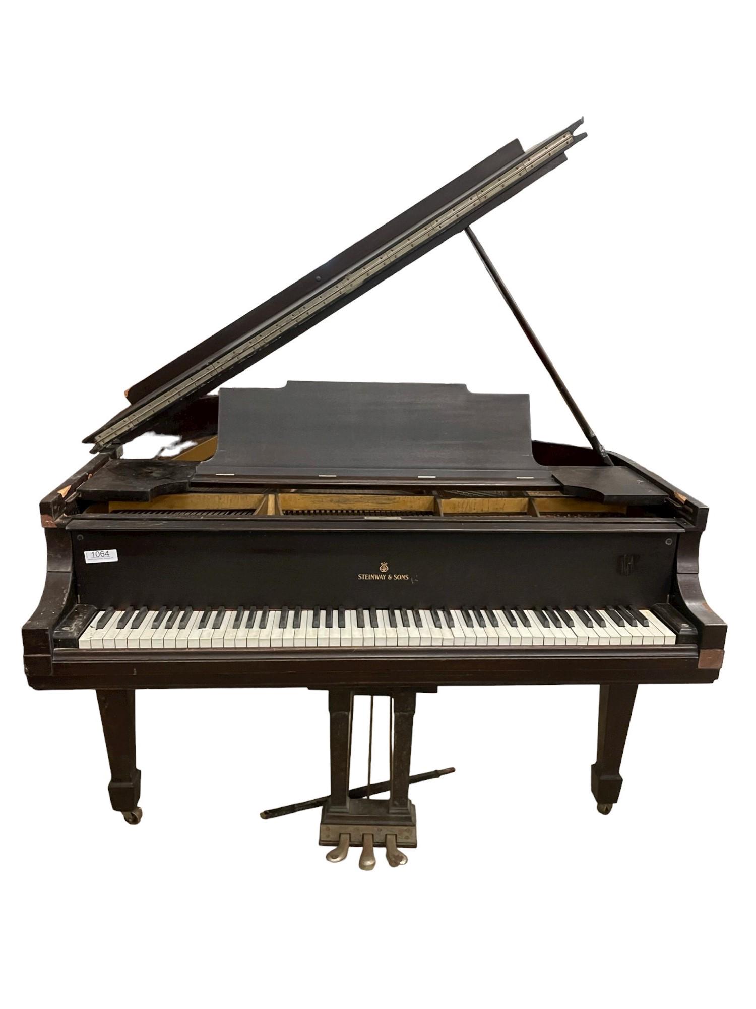 Steinway & Sons NY Baby Grand Piano (1 of 14)