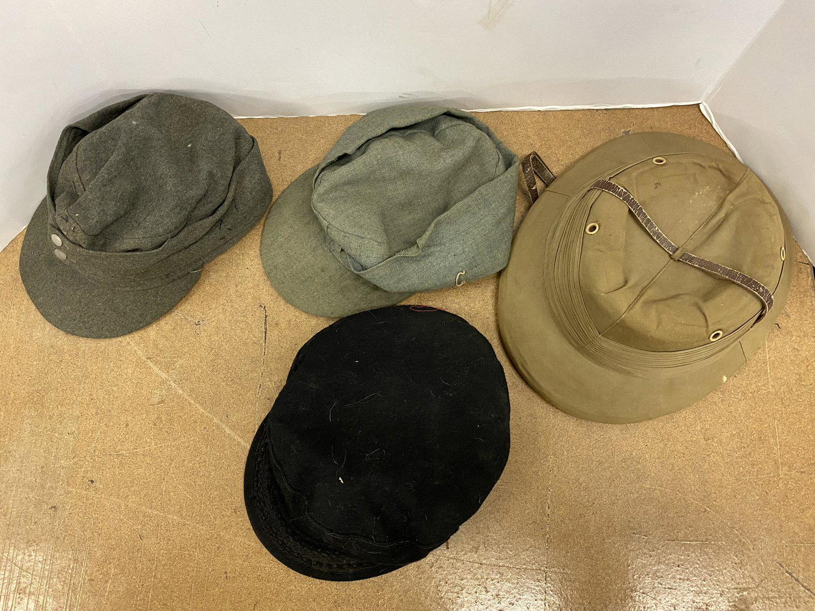 British Tropical Pith Helmet & 3 Military Caps: British Tropical Pith Helmet & 3 Military Caps -
