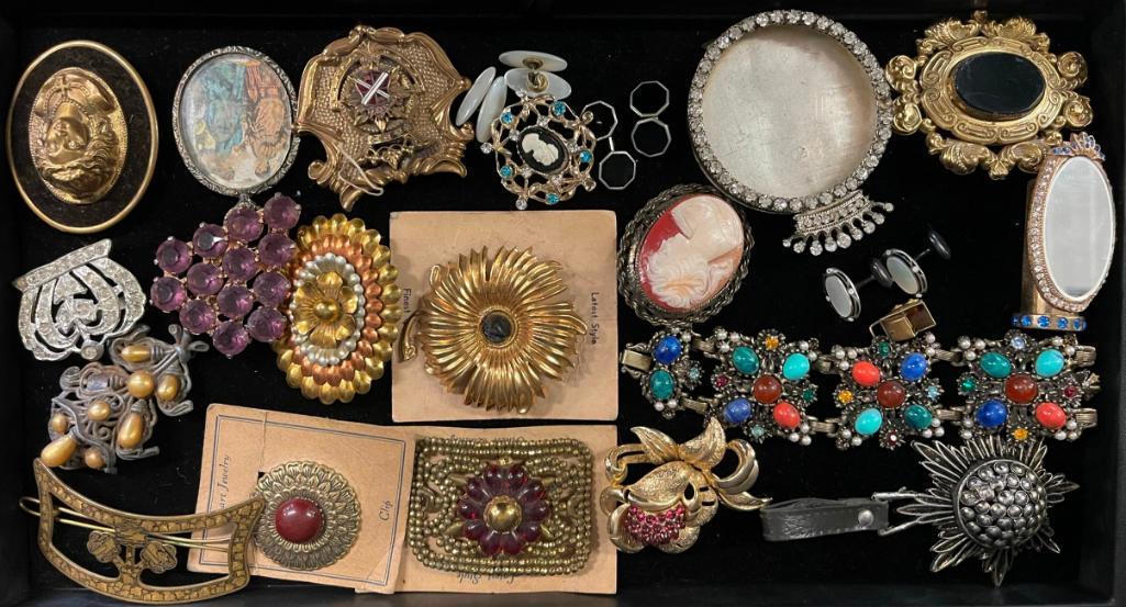 Tray of Costume Pins, Clips, Cuff Links, etc (1 of 7)