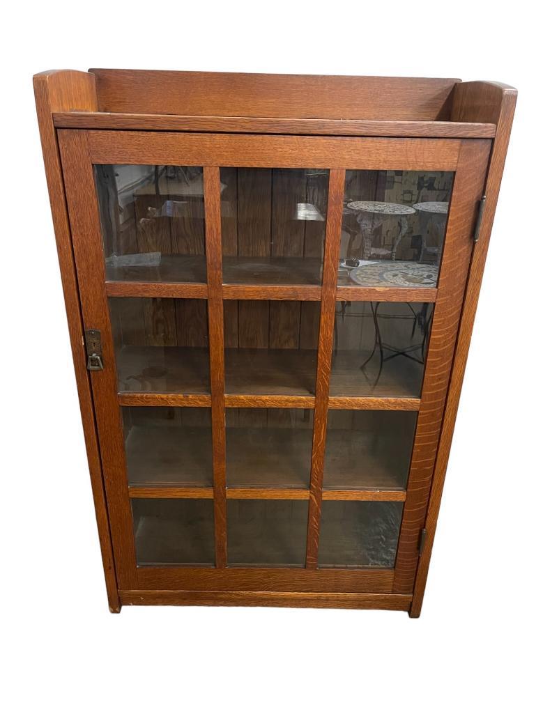 Arts & Crafts Grand Rapids Bookcase (1 of 10)