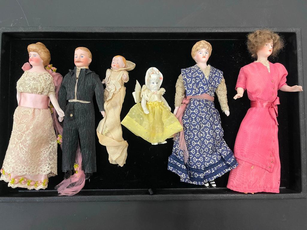 Tray of Bisque Head Antique Small Dolls: Tray of Bisque Head Antique Small Dolls