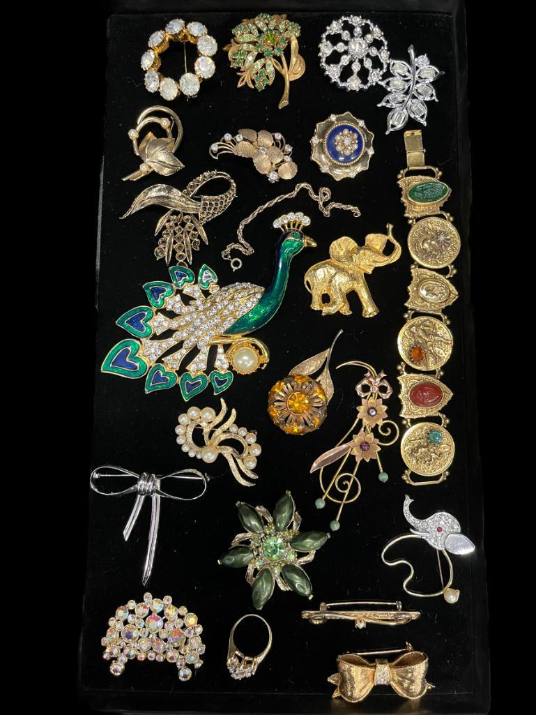 Jewelry Tray Lot incl. Mostly Pins, Florenza, etc (1 of 7)