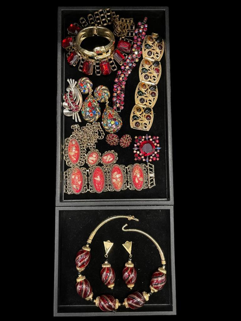 2 Trays Costume Jewelry incl. Napier bracelet, etc (1 of 9)
