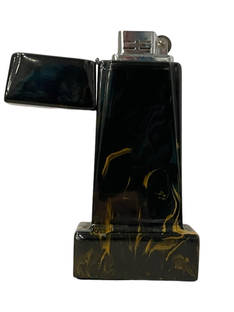 Ellis Lighter Co. Buffalo NY Catalin Bakelite Lighter (1 of 4)