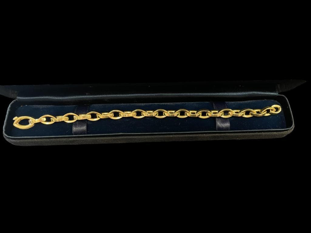 18K Gold Tiffany Bracelet (1 of 5)