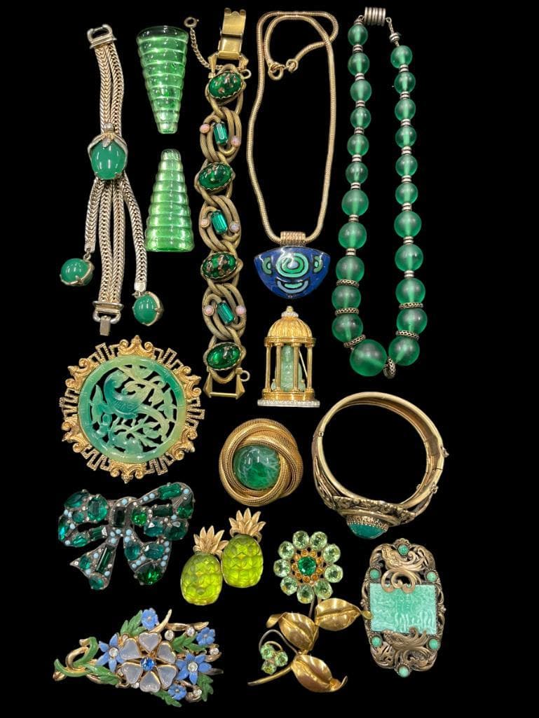 Costume Jewelry incl. French Glass: Tray of costume jewelry (bracelets, pins, etc.,) incl. French glass, Eisenberg, Jomaz, Vendome, Scaasi, etc. Collection of Carole Tanenbaum.