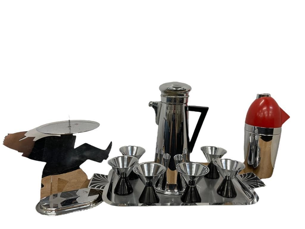 Bel Geddes Designed Soda Syphon & More (1 of 11)