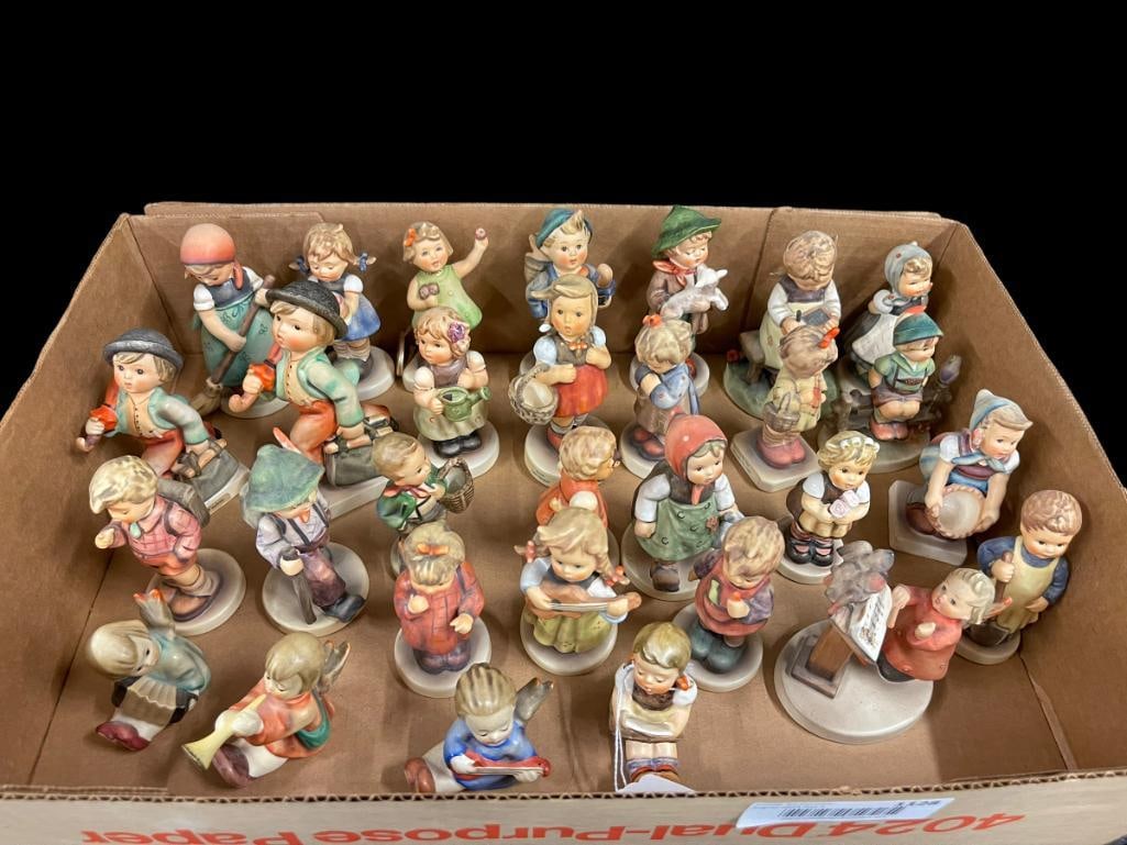 Hummel Figurines (1 of 7)