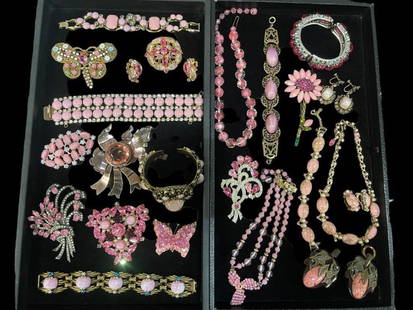 Vintage Costume Jewelry, 2 Trays incl. Dene, Weiss & more: Vintage Costume Jewelry, 2 Trays incl. Denbe, Weiss, Schaver, Sandor, etc. From the Carole Tannenbaum Collection