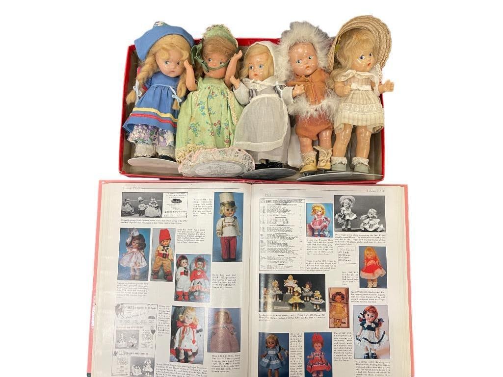 5 Ginny Dolls with Vogue Dolls Book (1 of 3)