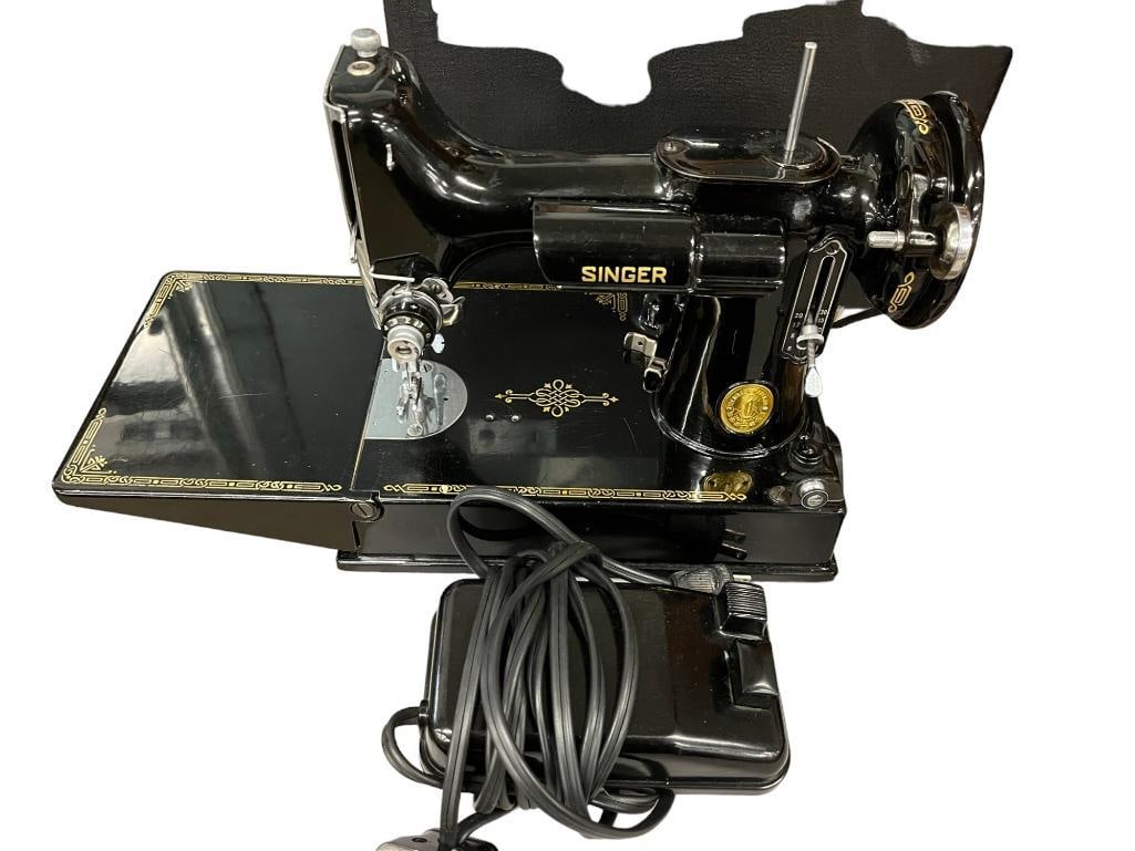 Featherweight Sewing Machine with accessories, etc (1 of 5)