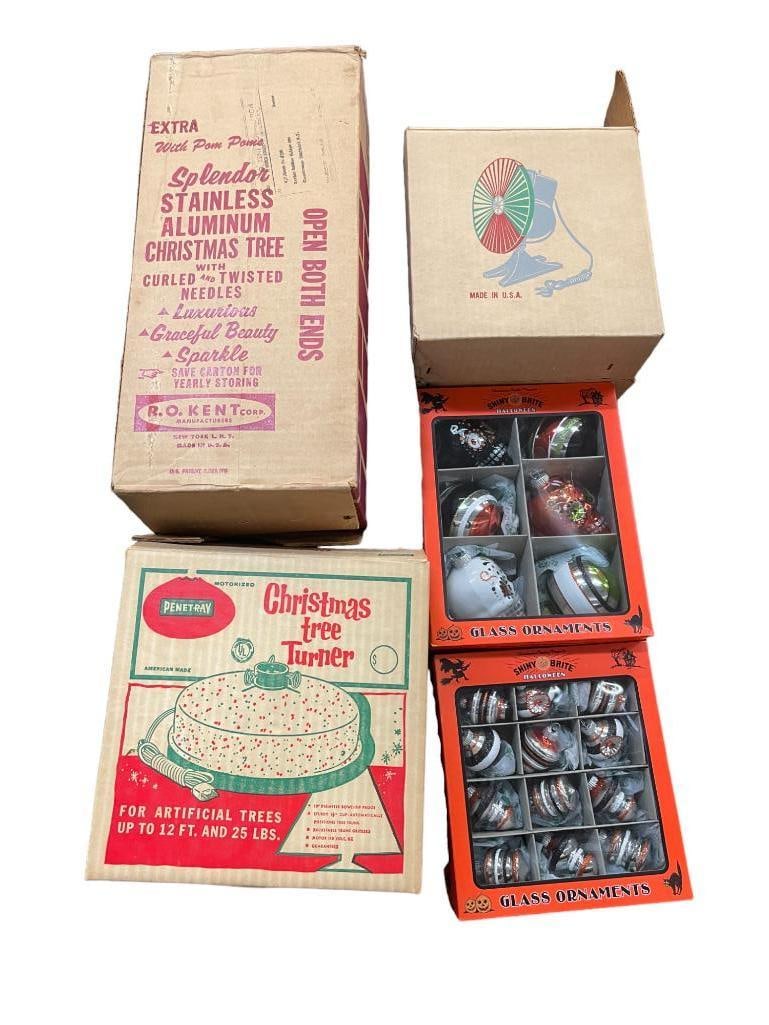 Assorted Holiday Lot (1 of 8)