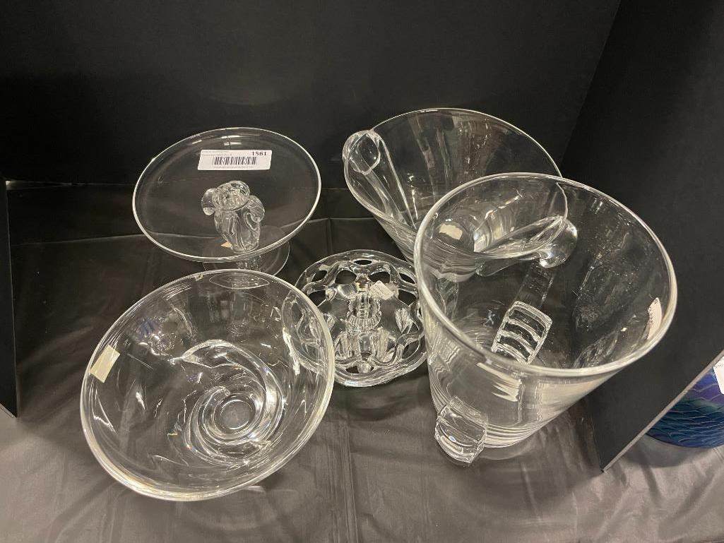 Group of Steuben incl. bowl, vase, etc (1 of 3)