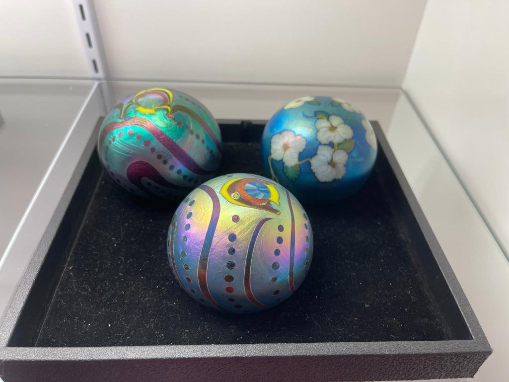 Lundberg Studios Paperweights (1 of 3)