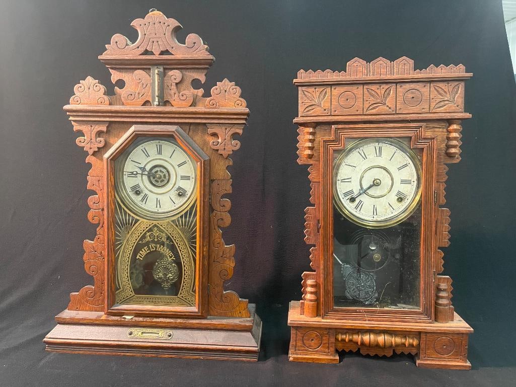 2 Gingerbread Shelf Clocks incl. "Time is Money" glass front clock (1 of 12)