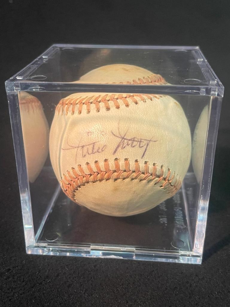 Signed Willie Mays Baseball with J.S.A Certification (1 of 7)