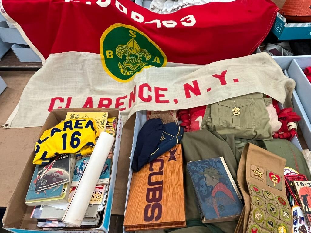 Mixed lot of Boy Scouts uniforms, patches, photos and more (1 of 6)
