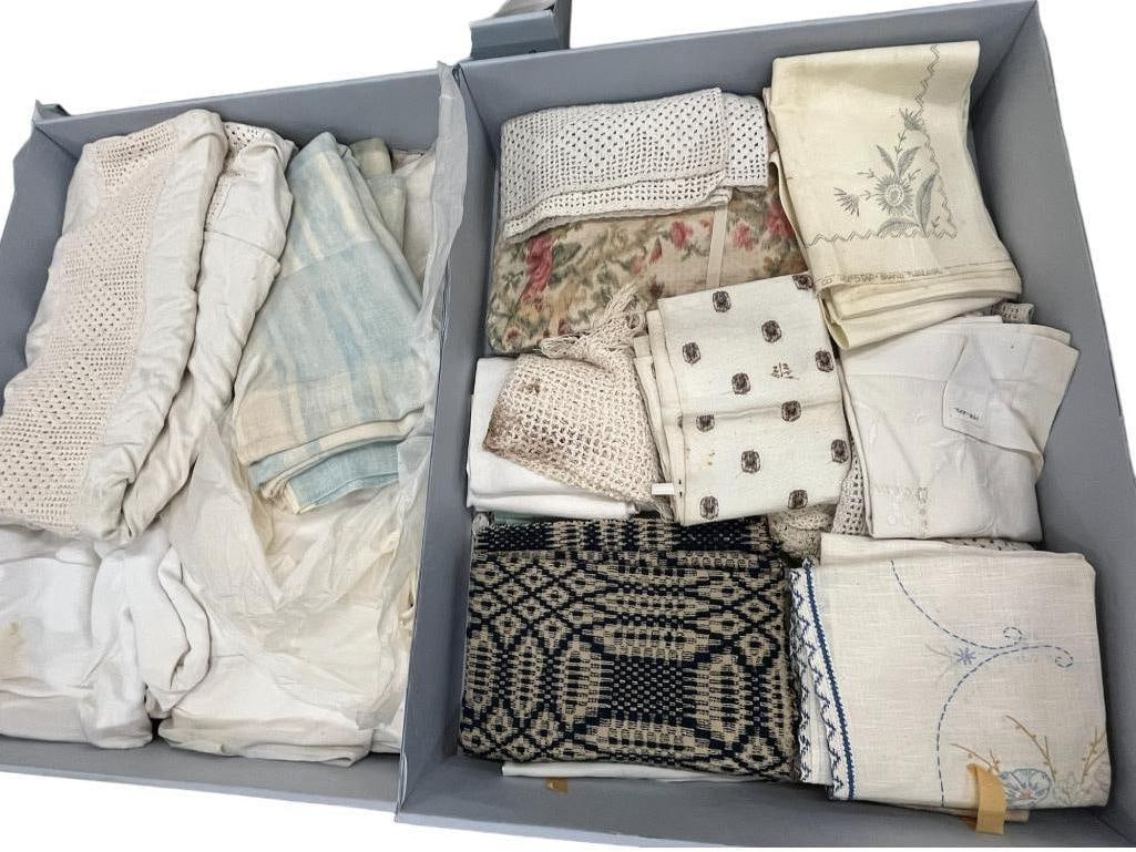 Mixed lot of vintage linens, doilies and more (1 of 9)