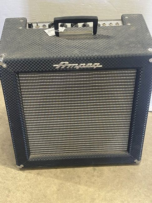 Vintage Rare Ampeg Superbreverb R-15-R amplifier (1 of 9)
