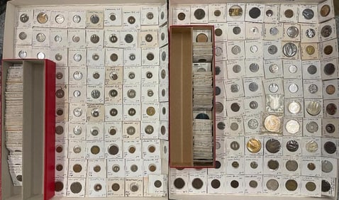 Large group of NY transit tokens, Leper Colony coins trade tokens and more