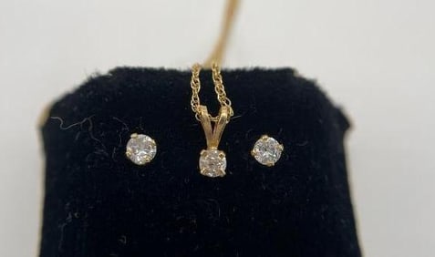 14k gold chain with diamonds and diamond earrings