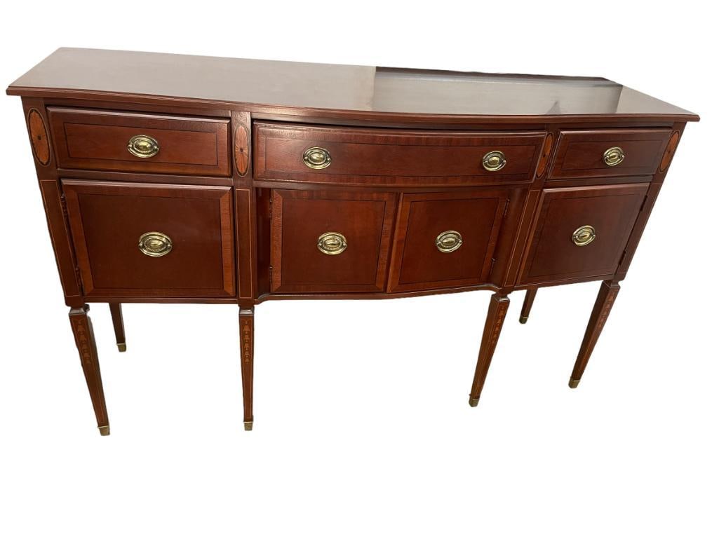 Stanley Furniture Co. Stoneleigh Mahogany buffet: Stanley Furniture Co. Stoneleigh Mahogany buffet. Approx. 40x66x21 inches.