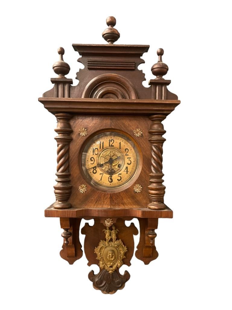 Mauthe free swinging wall clock (1 of 5)