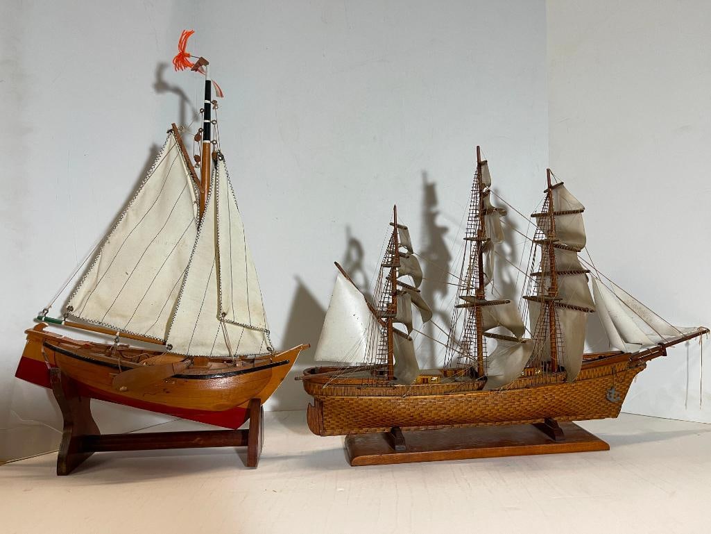 2 wooden ship models: 2 wooden ship models. On has damage. 2 pieces. Approx. 21x15x6 inches.