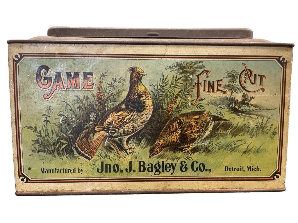 Game Fine Cut tobacco countertop advertising tin (1 of 5)