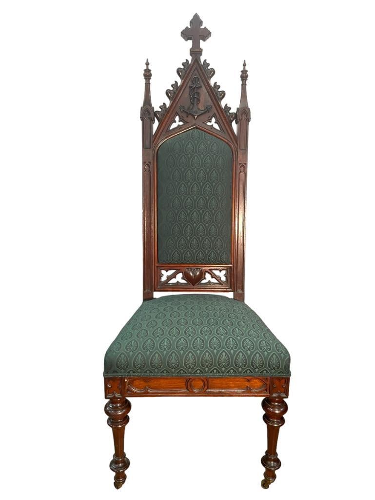 Gothic carved chair with anchor decoration (1 of 5)