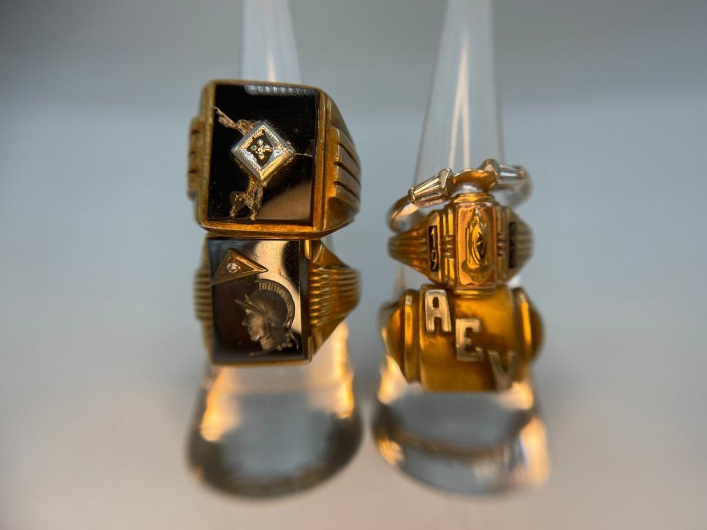 Group of 5 gold rings 10k and 14k (1 of 11)