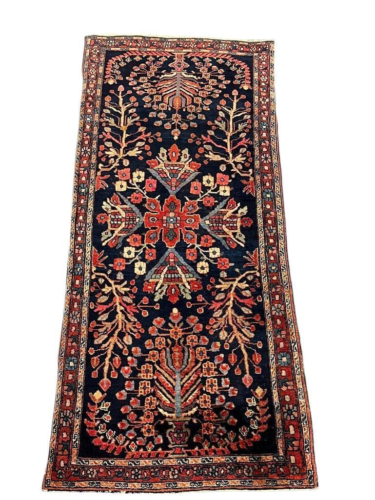 Persian Sarouk rug c. 1920 (1 of 11)